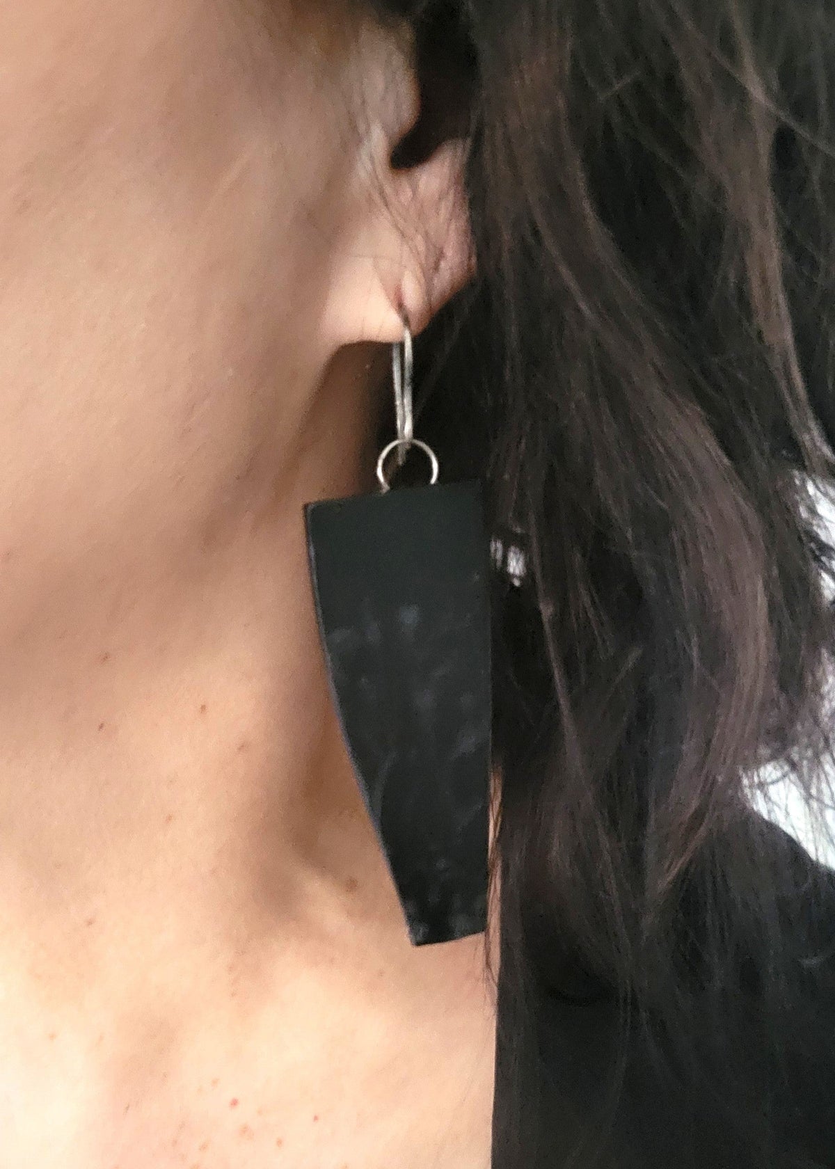 BOUCLES CAMBRE NOIR—BIJOIUX FAIT MAIN AU QUÉBEC