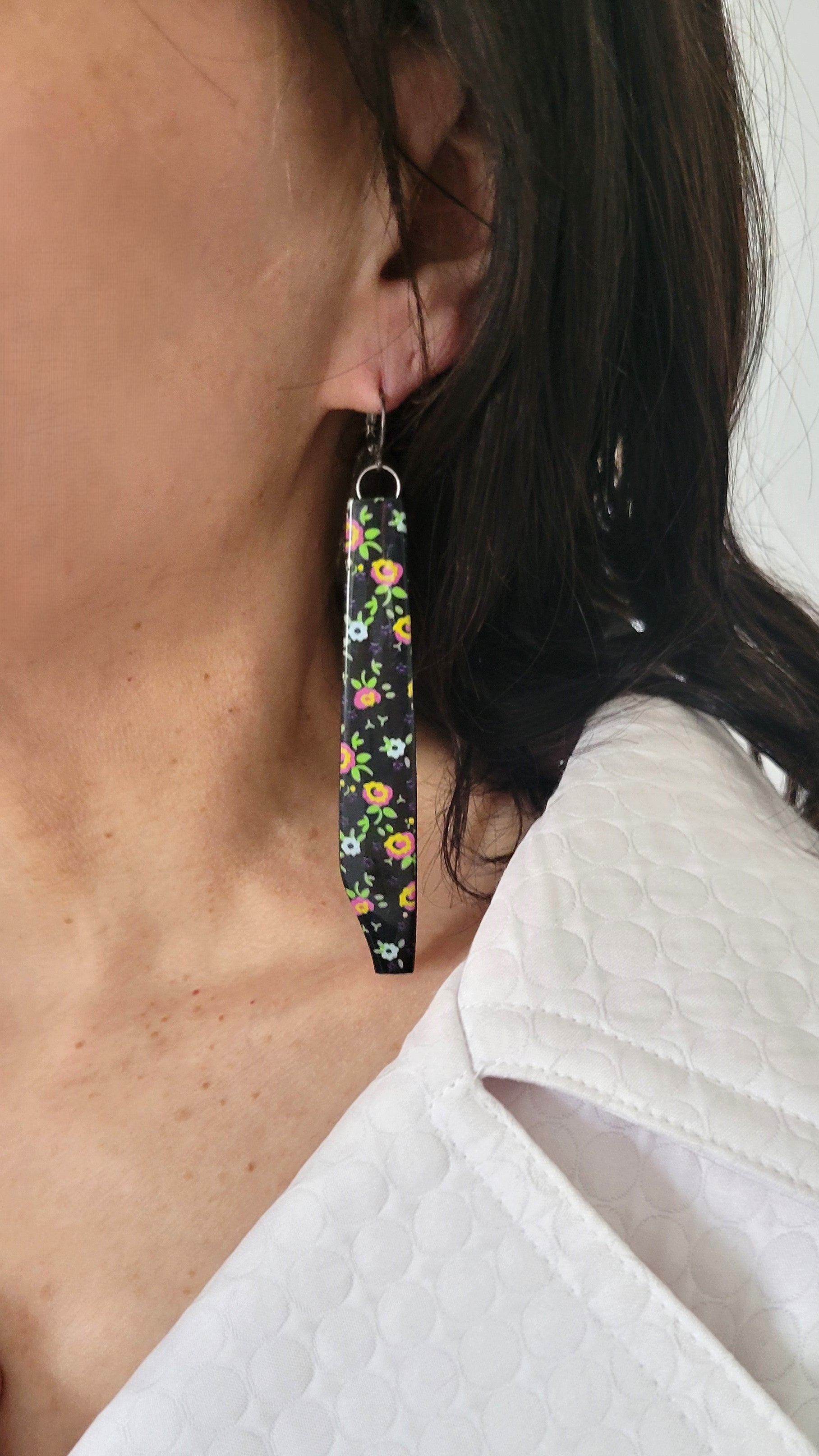 BOUCLES JUMEAU FLORAL - BIJOUX QUÉBÉCOIS RECYCLÉS