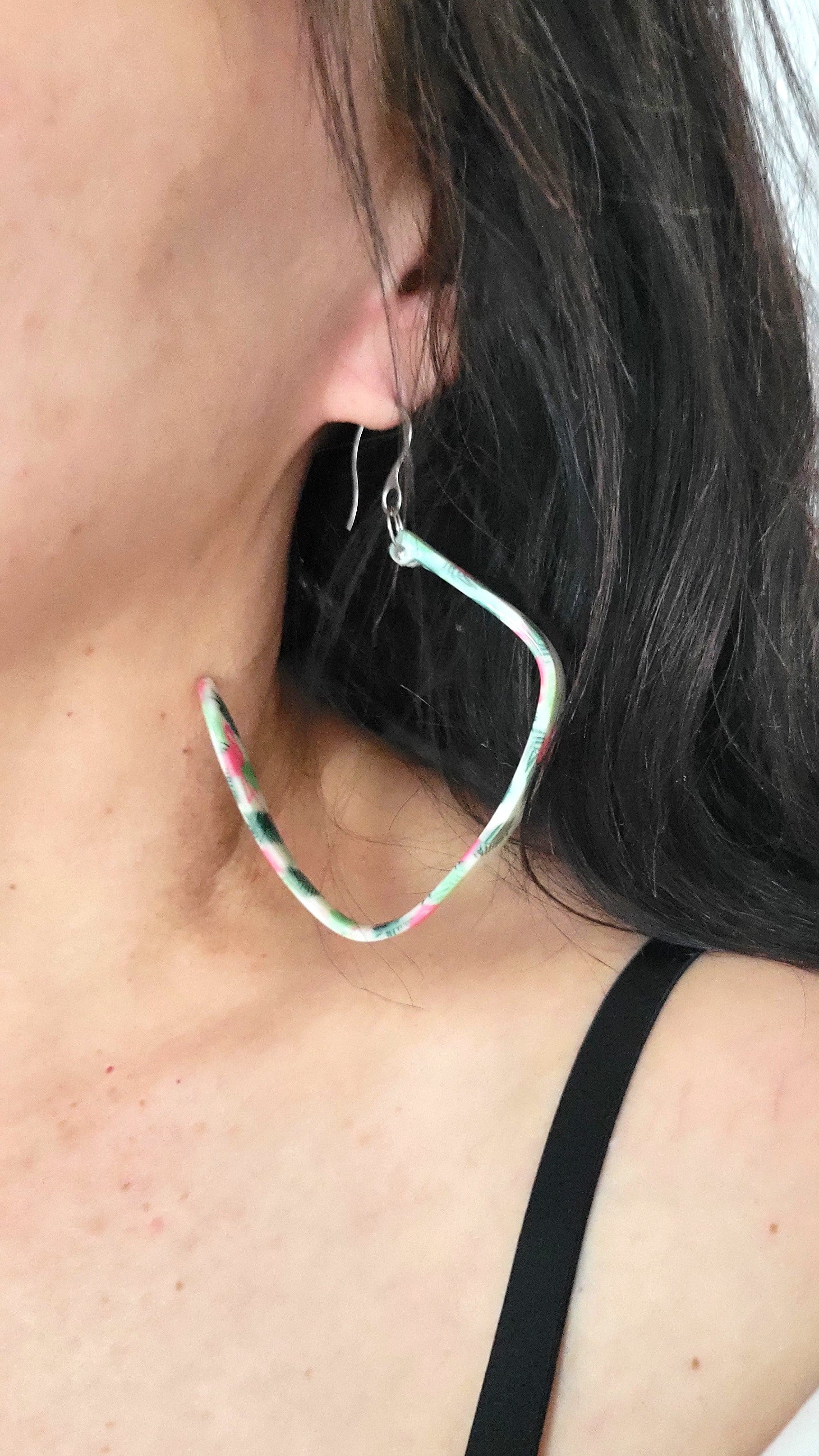 LES BOUCLES D'OREILLES lOOPS FEUILLAGE - BIJOUX RECYCLÉS